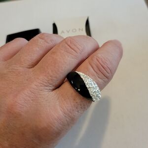 Avon Black & White Pave Ring Size 8